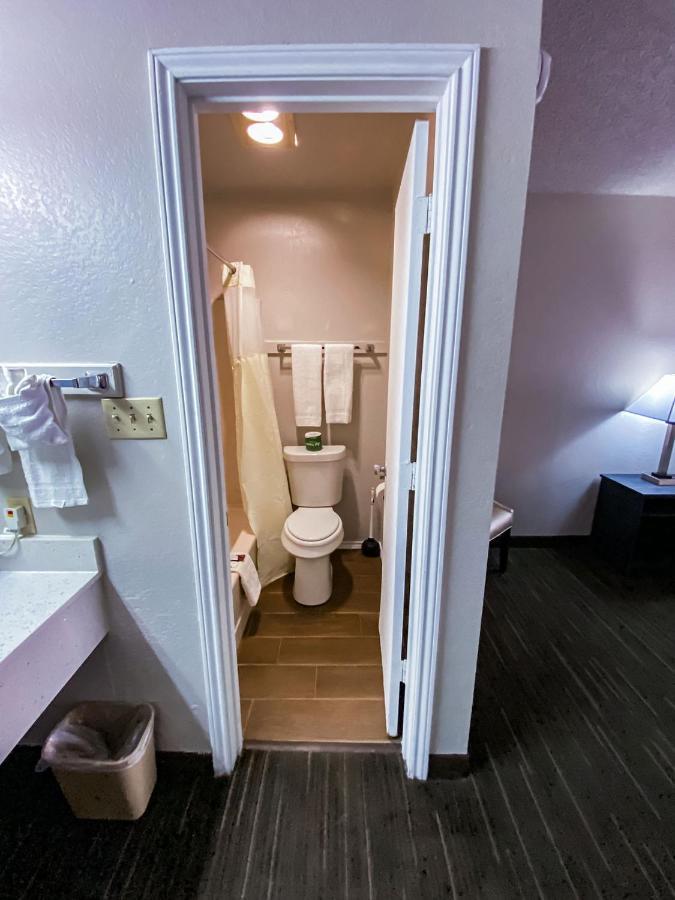 Salt Creek Lodge Graham Экстерьер фото