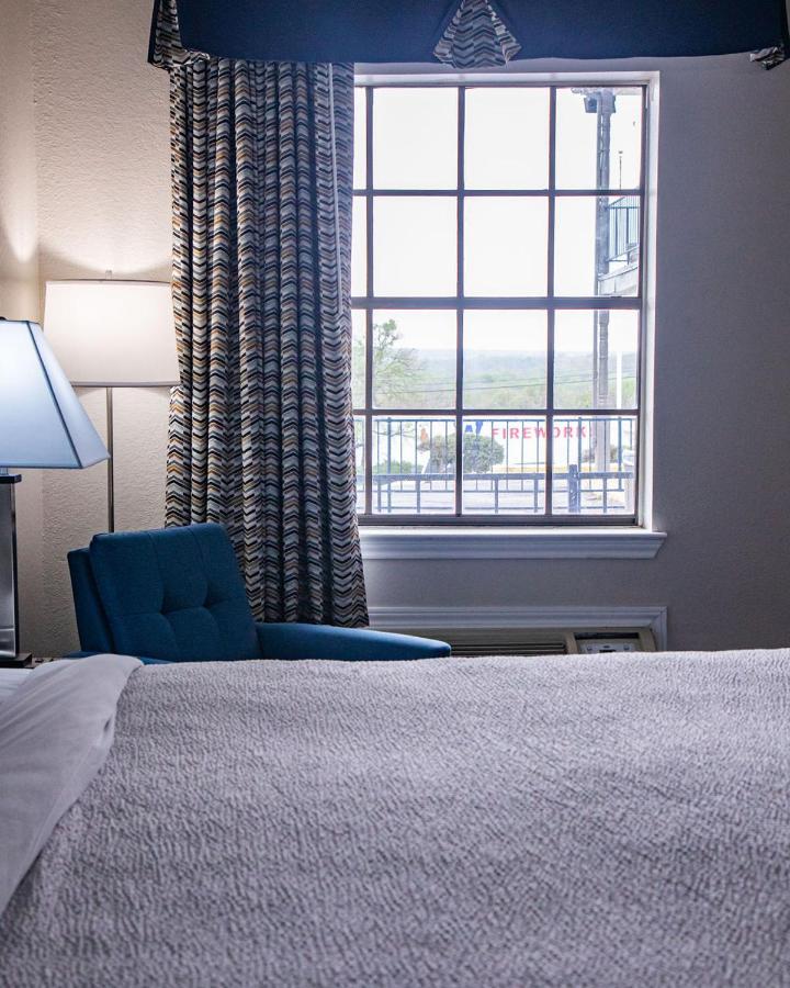 Salt Creek Lodge Graham Экстерьер фото
